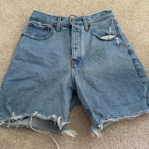 Abercrombie and Fitch 7” Dad Shorts